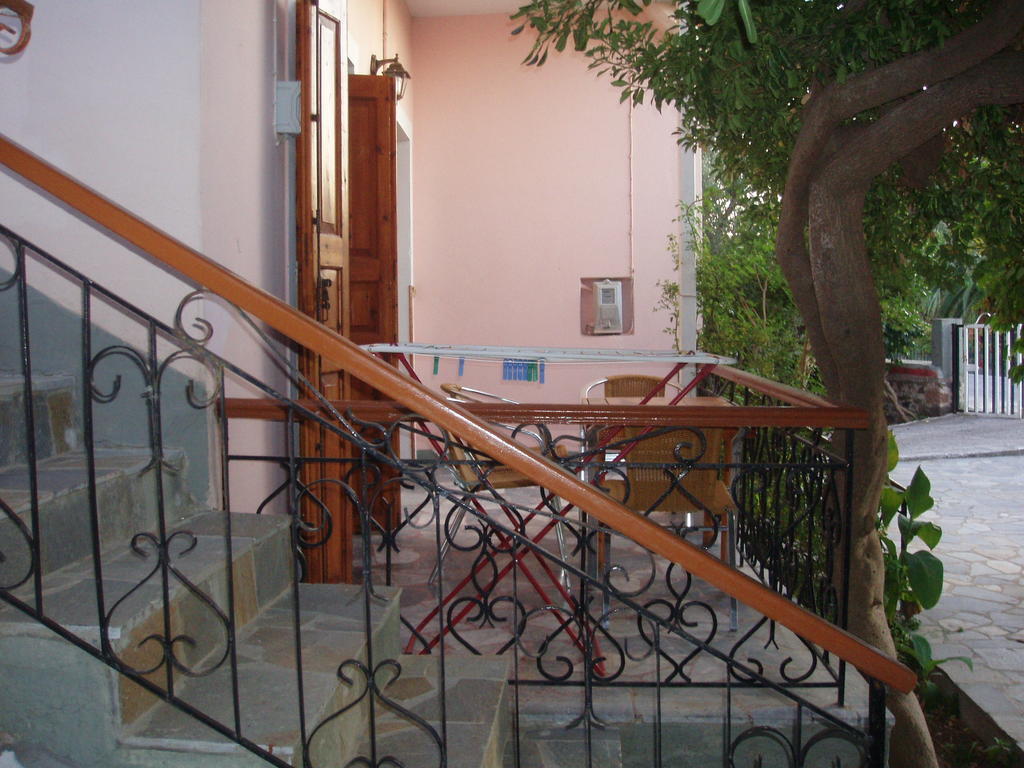 Eleni Studios & Apartments Mithimna Cameră foto