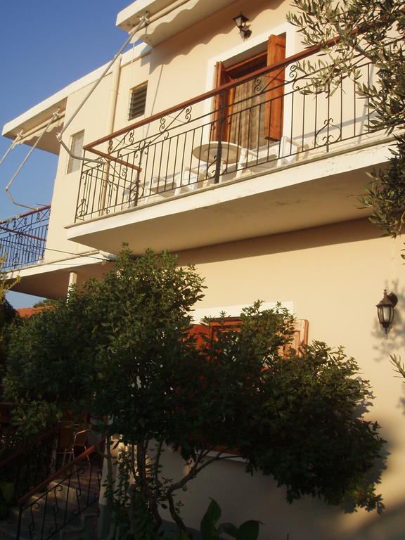 Eleni Studios & Apartments Mithimna Cameră foto
